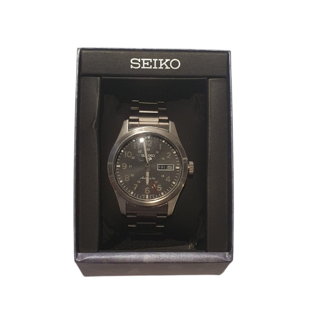 Seiko 5 Sports SRPG27K1 Horloge Automaat 40mm, Seiko, Gebruikt, Support@seiko.com, 5-11, Akasaka 2-chome
Minato-ku, Tokyo 107-0052
Japan