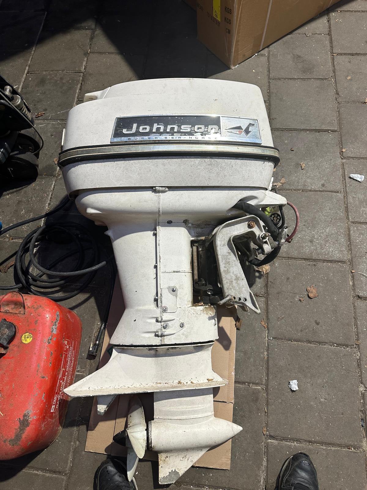 Johnson 40PK 2 takt buitenboordmotor compleet mengsmerig, Ophalen, Gebruikt, Motor en Techniek, Motorboot