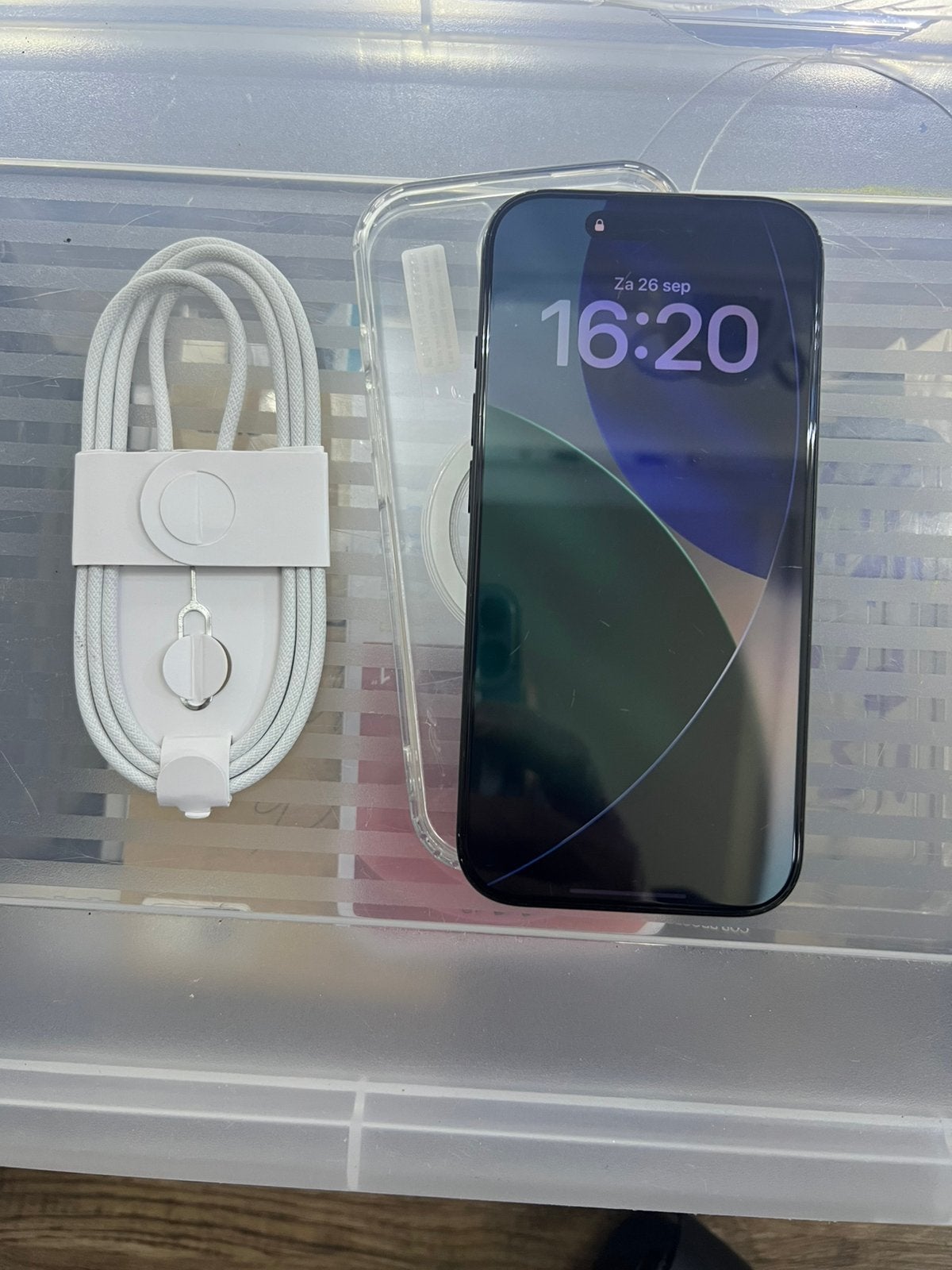 iPhone 16 pro 128 gb batterijcapaciteit 83%, Telecommunicatie, IPhone 16 Pro, 83 %, Zwart, Ophalen of Verzenden