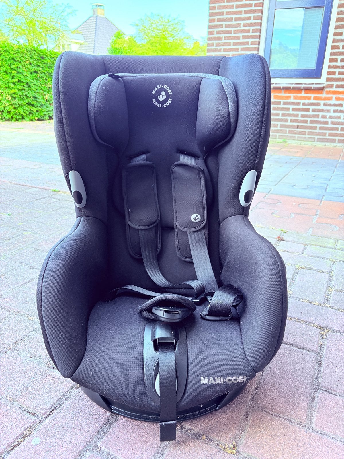 Maxi-Cosi autostoel assix - Zwart en comfortabel, Ophalen, 0 t/m 18 kg, Maxi-Cosi, Gebruikt