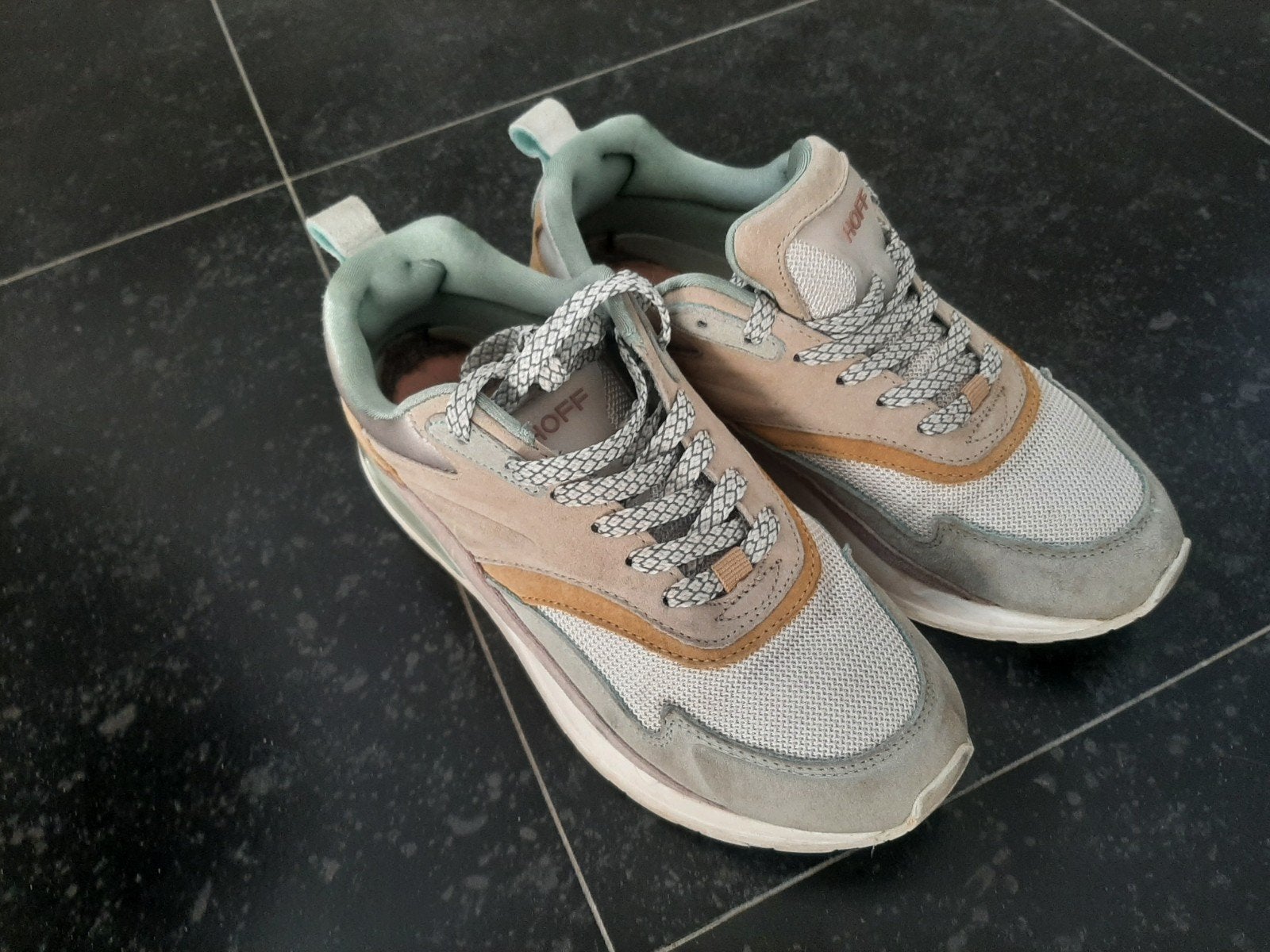 Hoff sneakers maat 38, Hoff, Ophalen of Verzenden, Zo goed als nieuw, Sneakers of Gympen