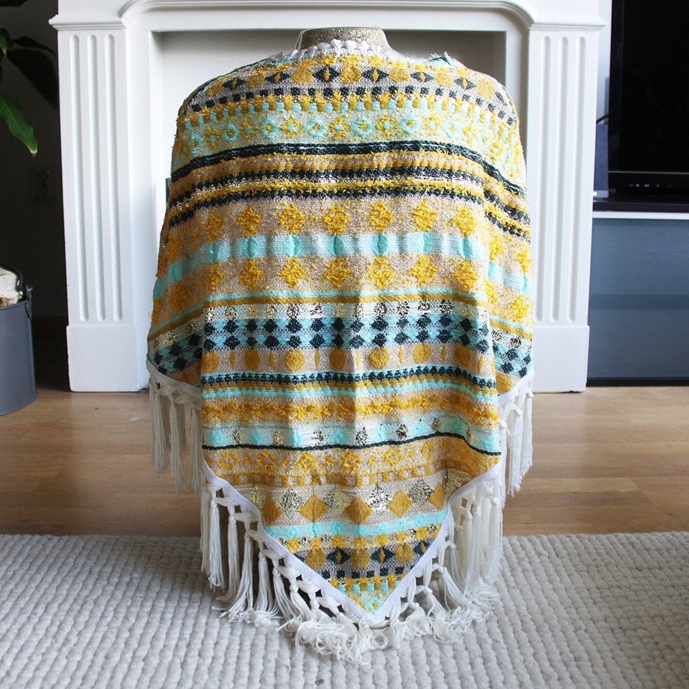 Mucho Guste Woman Poncho € 95,-, Mucho Guste, Ophalen of Verzenden, Nieuw