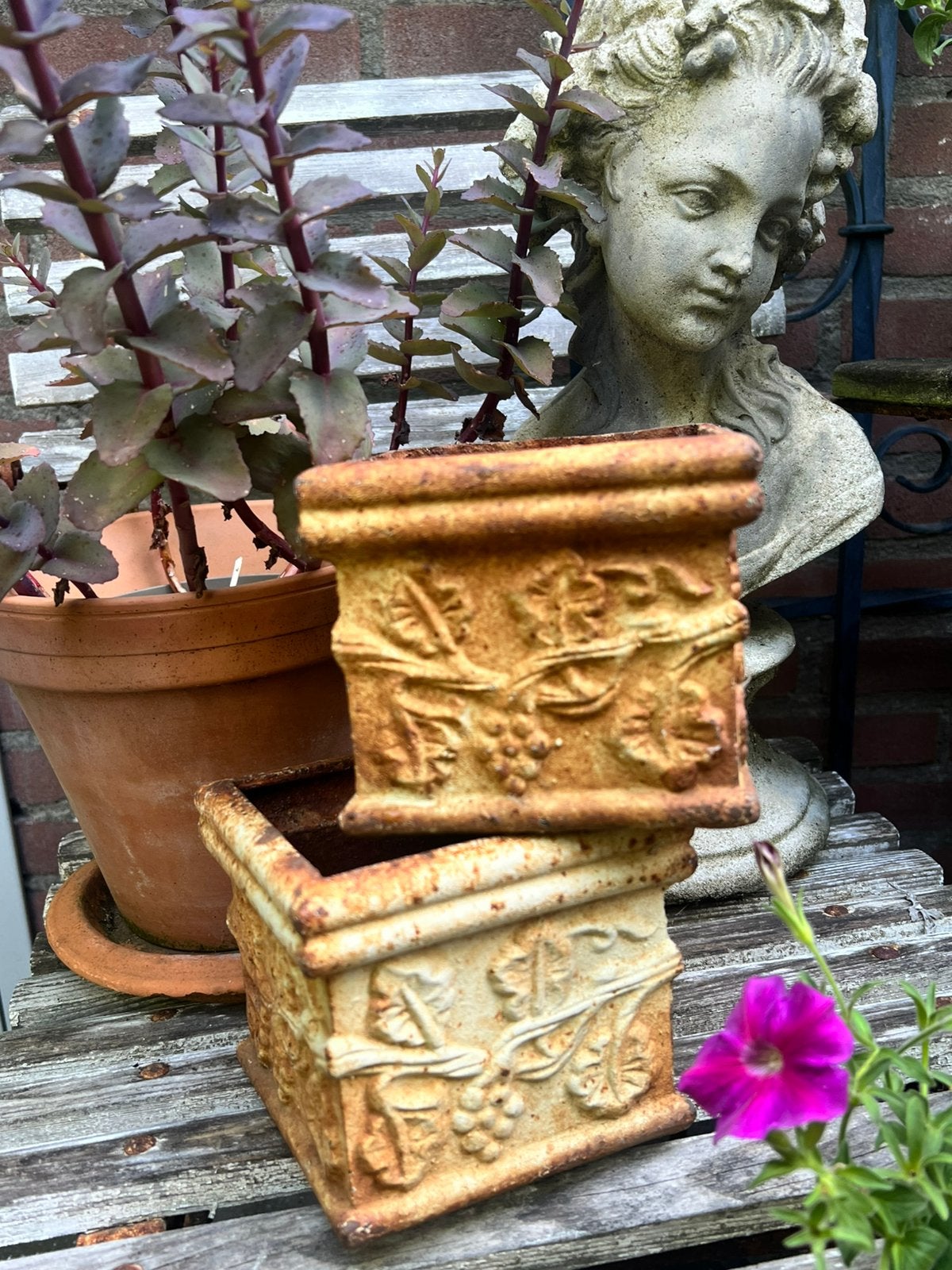 Brocante ijzeren bloembakjes, druivenrank gietijzer bloempot, Ophalen, Gebruikt, Minder dan 30 cm, Minder dan 60 cm