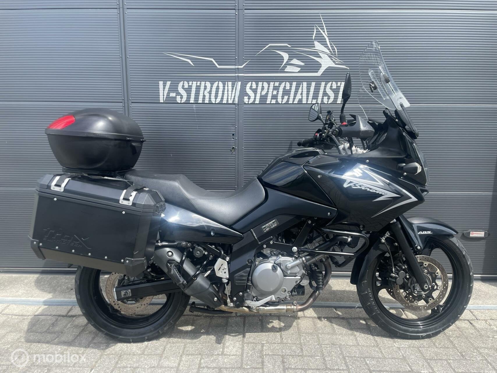 Suzuki DL 650 ABS V-Strom Black Rhino bomvol opties !, Motoren, Motoren | Suzuki, Bedrijf, Meer dan 35 kW, Toermotor, ABS