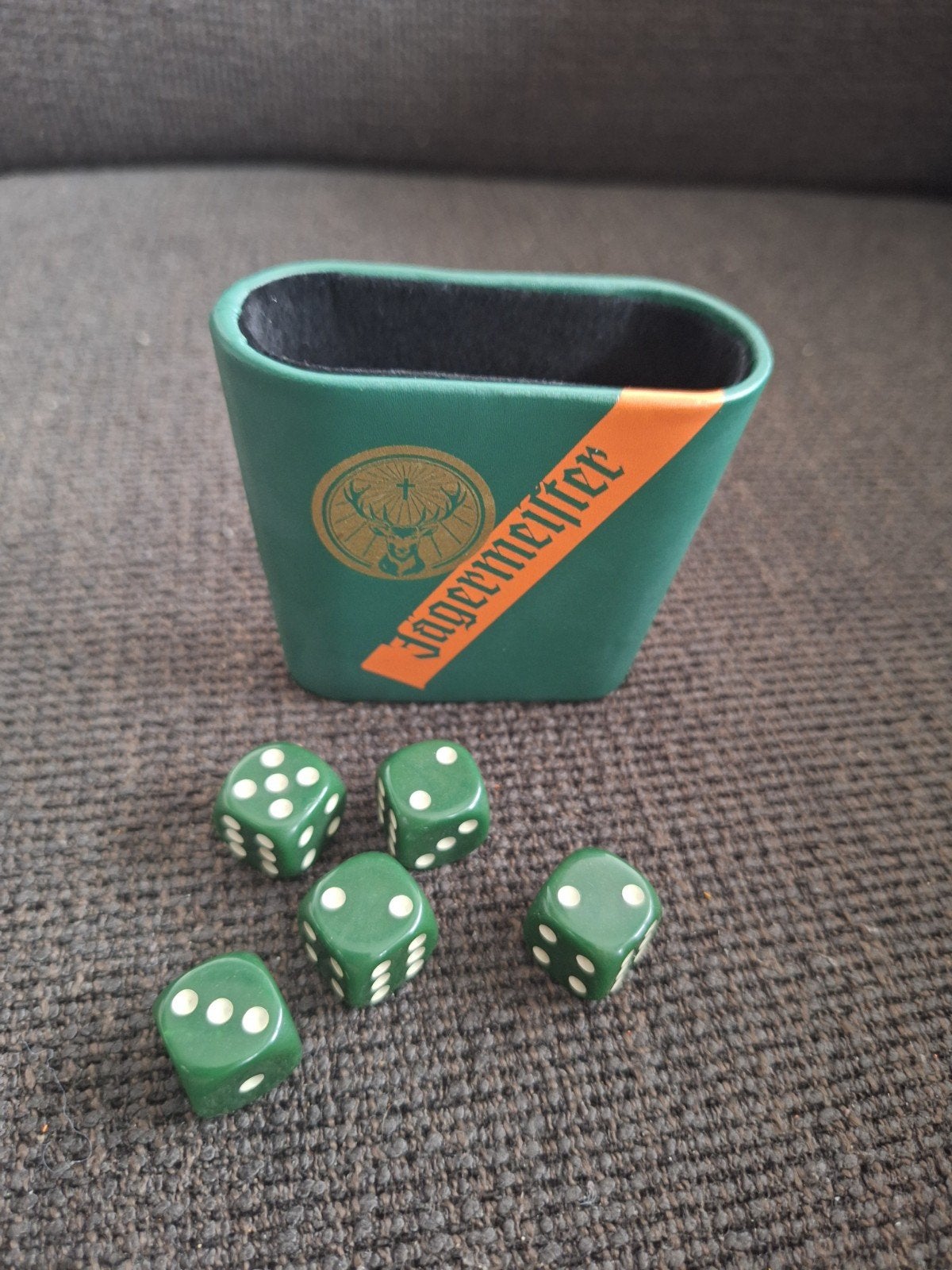 JÄGERMEISTER spel, Ophalen of Verzenden, Zo goed als nieuw, Gebruiksvoorwerp