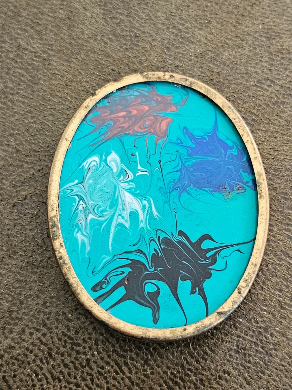 Vintage Uhlig Broche met Abstract Design, Overige materialen, 4 tot 7 cm, Gebruikt, Overige kleuren