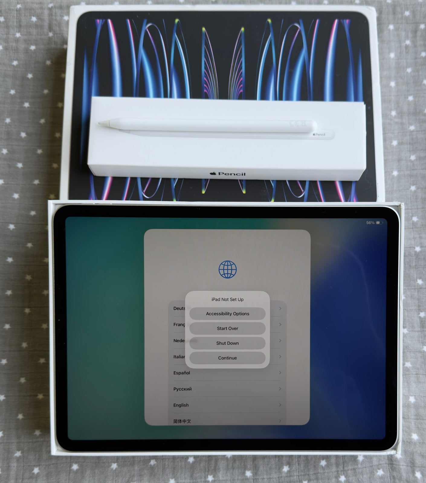 Foto 2 van Apple iPad Pro (2022) 11inch zilver