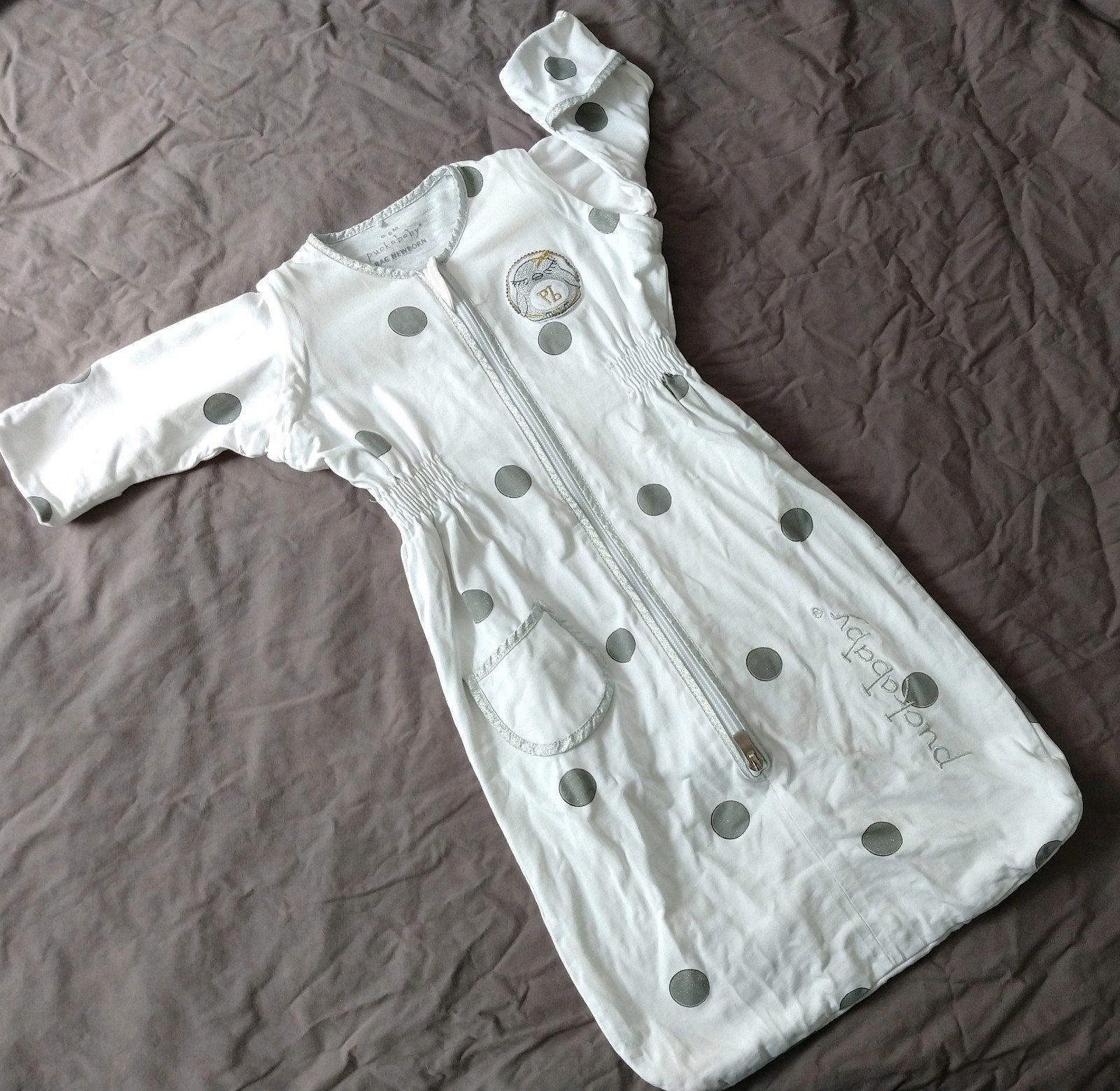 Puckababy bag newborn slaapzak 0-6 m wit met zilvergrijs, Ophalen of Verzenden, Gebruikt, Slaapzak