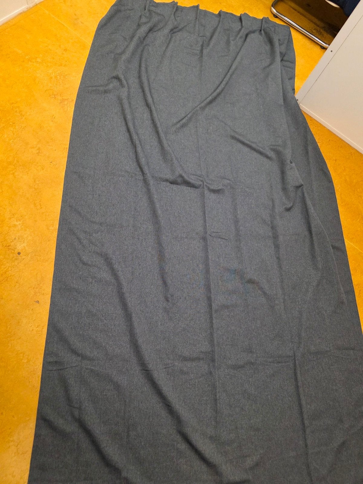 Antraciet-kleurige gordijnen ( ca. 265 x 220 cm), Modern tijdloos landelijk, 200 cm of meer, Ophalen of Verzenden, Zo goed als nieuw