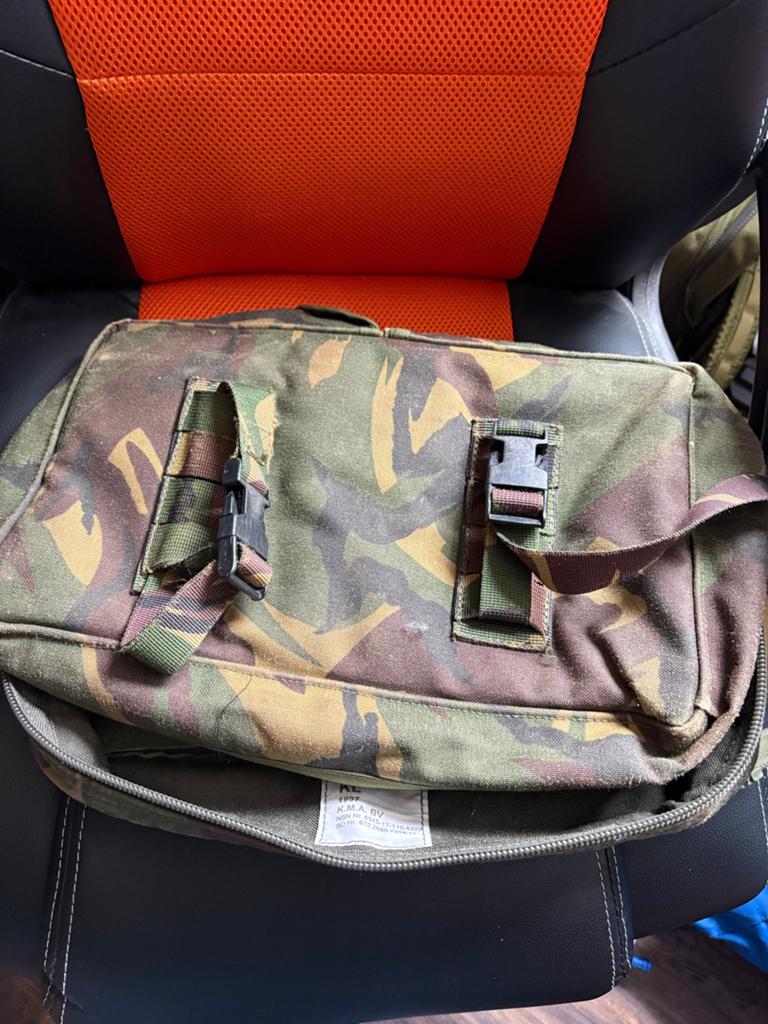 Defensie EHBO tas - Camouflage (mist 1 rits), Ophalen of Verzenden, Landmacht, Nederland, Overige typen