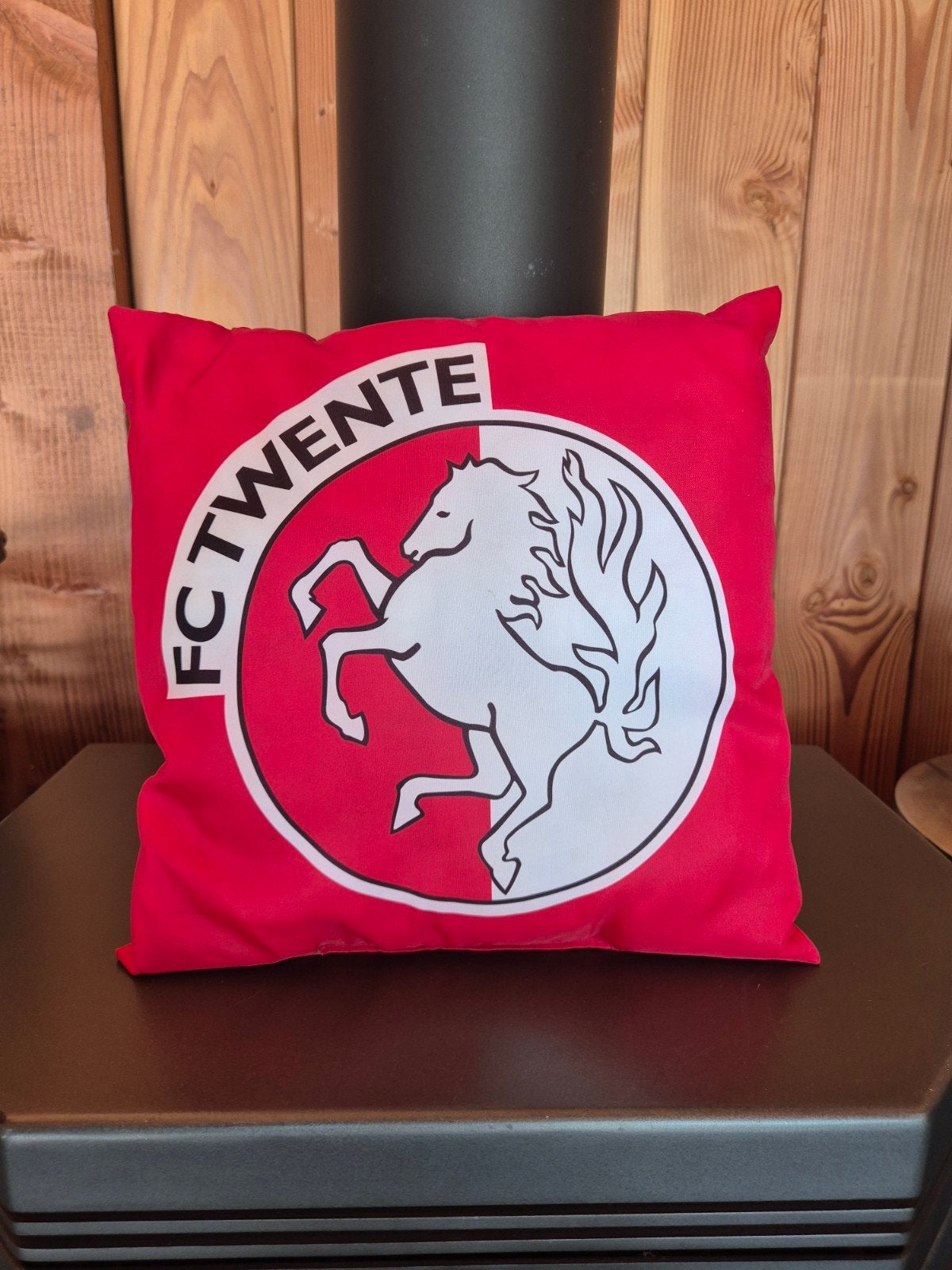 Mooi FC Twente kussen!, Overige merken, Gebruikt, Met print, Vierkant