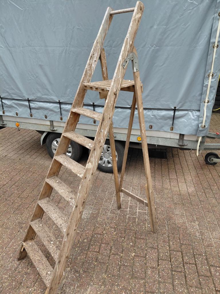 Houten decoratieve trap 150 cm hoog, Tuin en Terras, Hand-tuingereedschap, Ophalen, Gebruikt