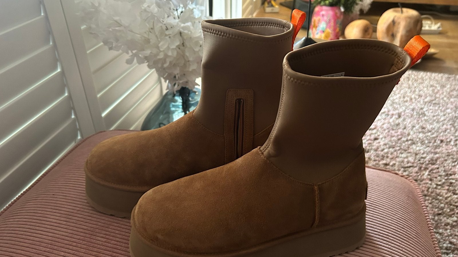 Ugg Classic Mini Platform Laarzen - Zo goed als nieuw, Kleding | Dames, Schoenen, Bruin, Lage of Enkellaarzen, Nieuw, Ophalen of Verzenden