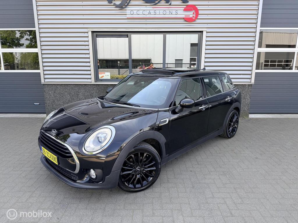 Mini Clubman 1.5 Cooper Salt Business, Auto's, Voorwielaandrijving, 136 pk, Gebruikt, Zwart