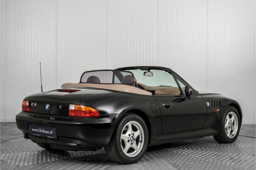 BMW Z3 Roadster 1.9 (bj 1996, automaat), Auto's, BMW, Achterwielaandrijving, Gebruikt, Cabriolet, Zwart