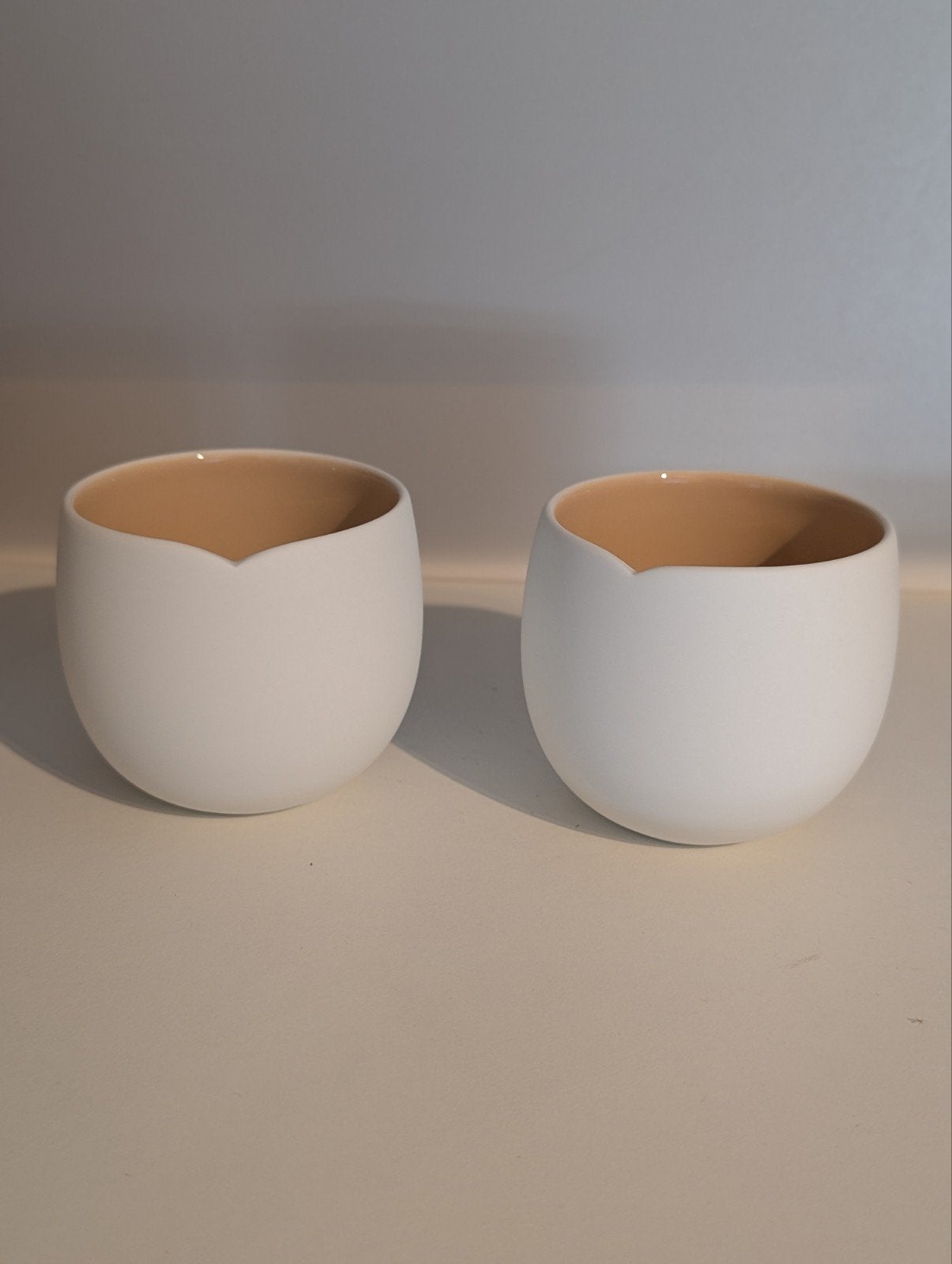2 nieuwe koffie kopjes van Nespresso in originele verpakking, Keramiek, Nieuw, Ophalen of Verzenden, Modern