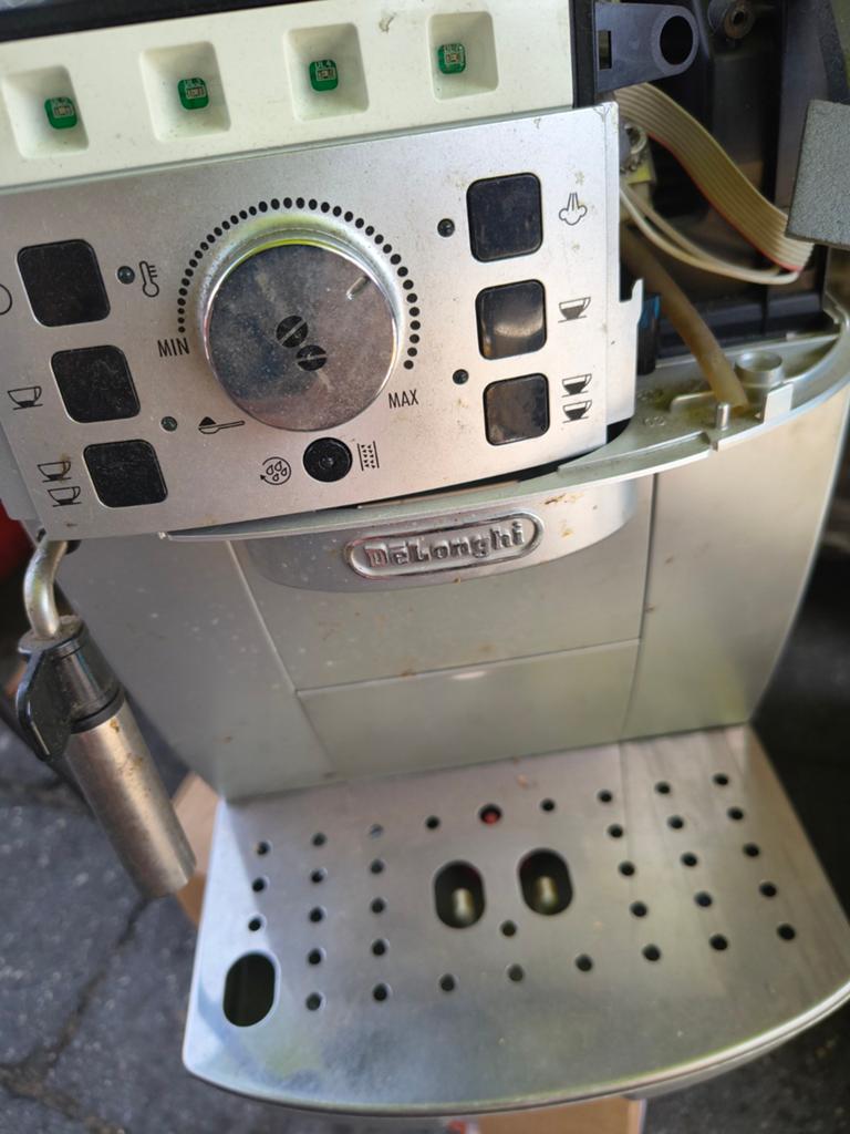 Delonghi Magnificat S, GRATIS, lekkage binnenin, Ophalen, Koffiemachine