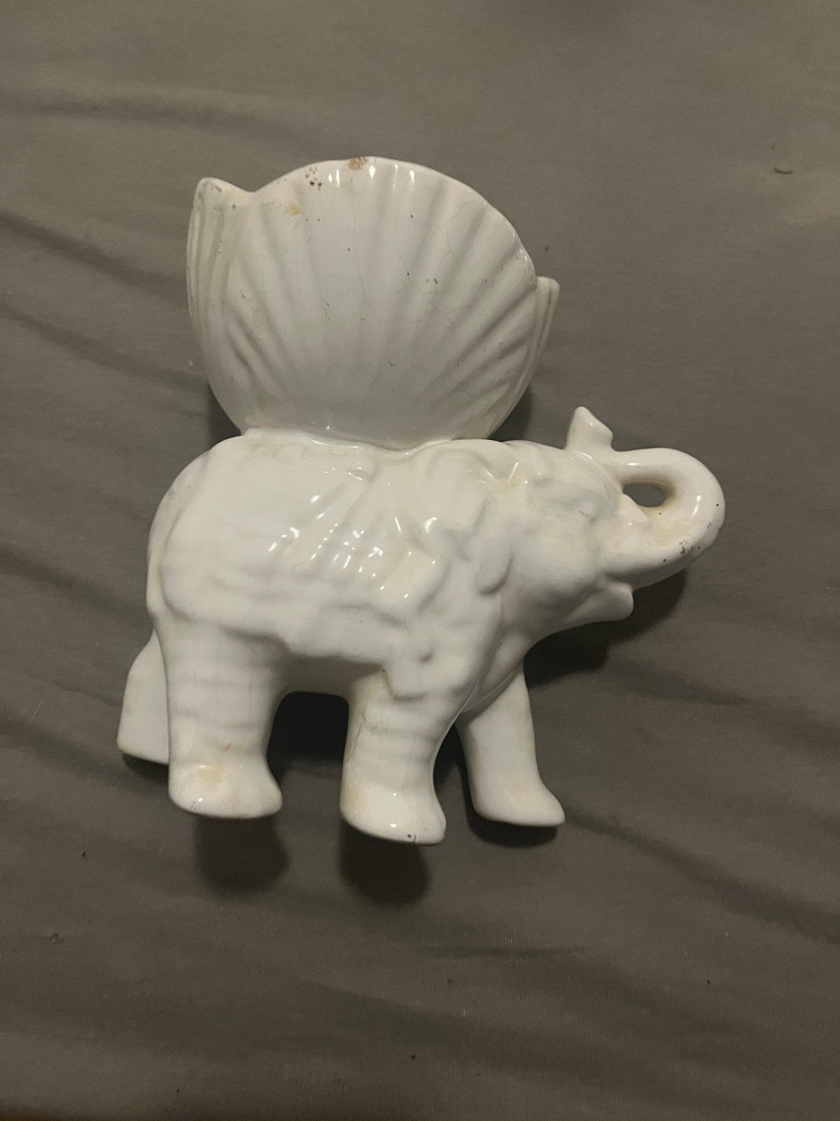 Witte keramische olifant met schelpvormige houder, Ophalen of Verzenden