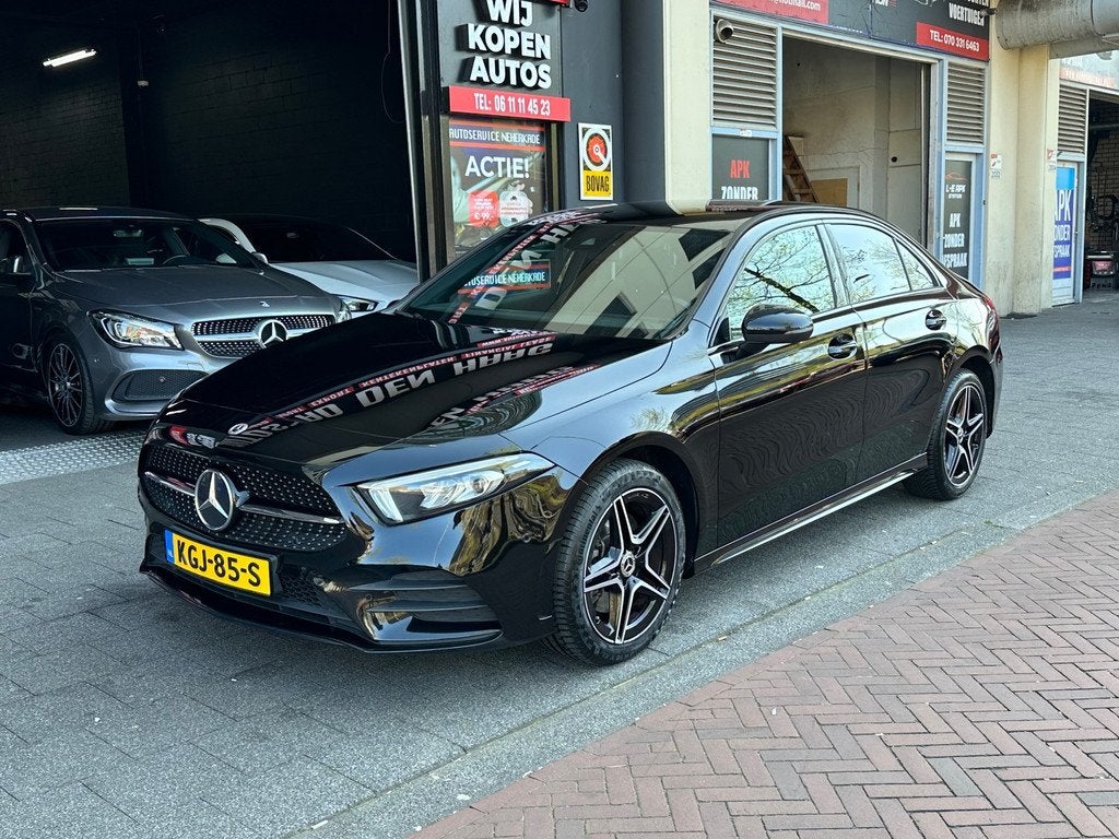 Mercedes-Benz A-klasse 250 e Business Solution AMG Limited C, Auto's, Mercedes-Benz, Gebruikt, Euro 6, 4 cilinders, 15 kWh