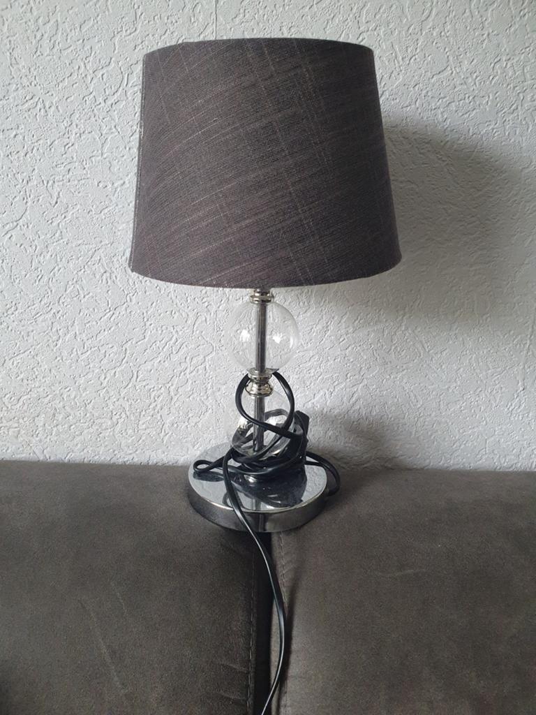 Tafellamp met stoffen kap en glazen bol, Huis en Inrichting, Lampen | Tafellampen, Gebruikt, 50 tot 75 cm, Ophalen of Verzenden