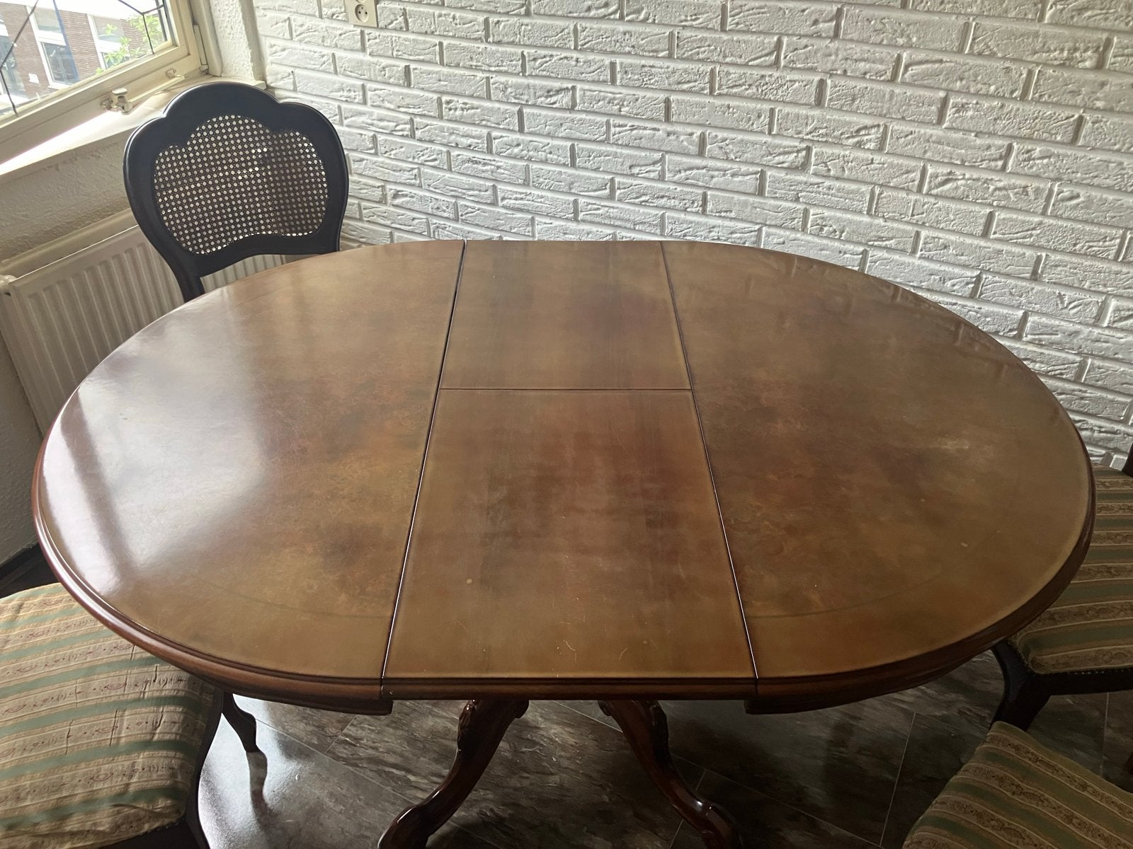 Antieke eettafel met 4 stoelen - Klassiek design, Antiek en Kunst, Antiek | Meubels | Tafels, Ophalen