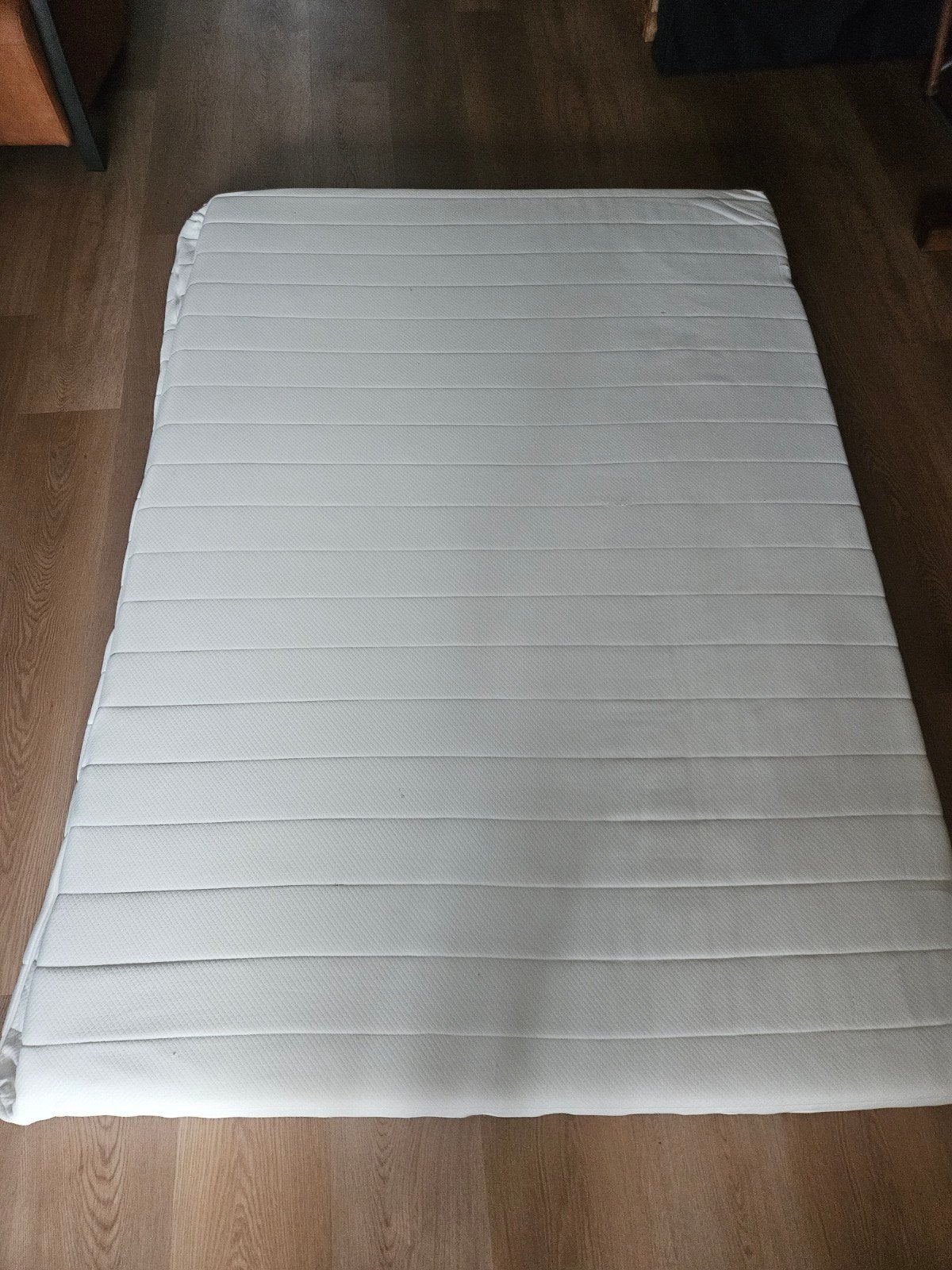 Matras 140x200x14 cm, weinig gebruikt, uit vouwwagen, Ophalen, Zo goed als nieuw, Eenpersoons