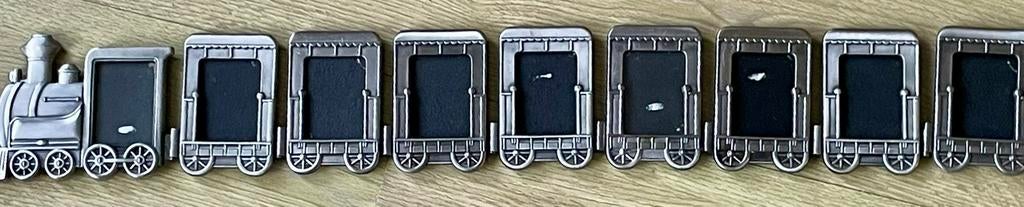 Set van 9 vintage treinwagon fotolijstjes, Huis en Inrichting, Woonaccessoires | Lijsten, Ophalen of Verzenden, Gebruikt