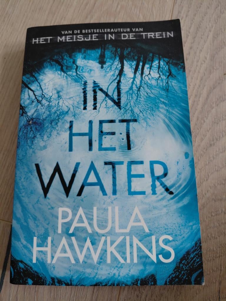 In het water - paula hawkens, Ophalen