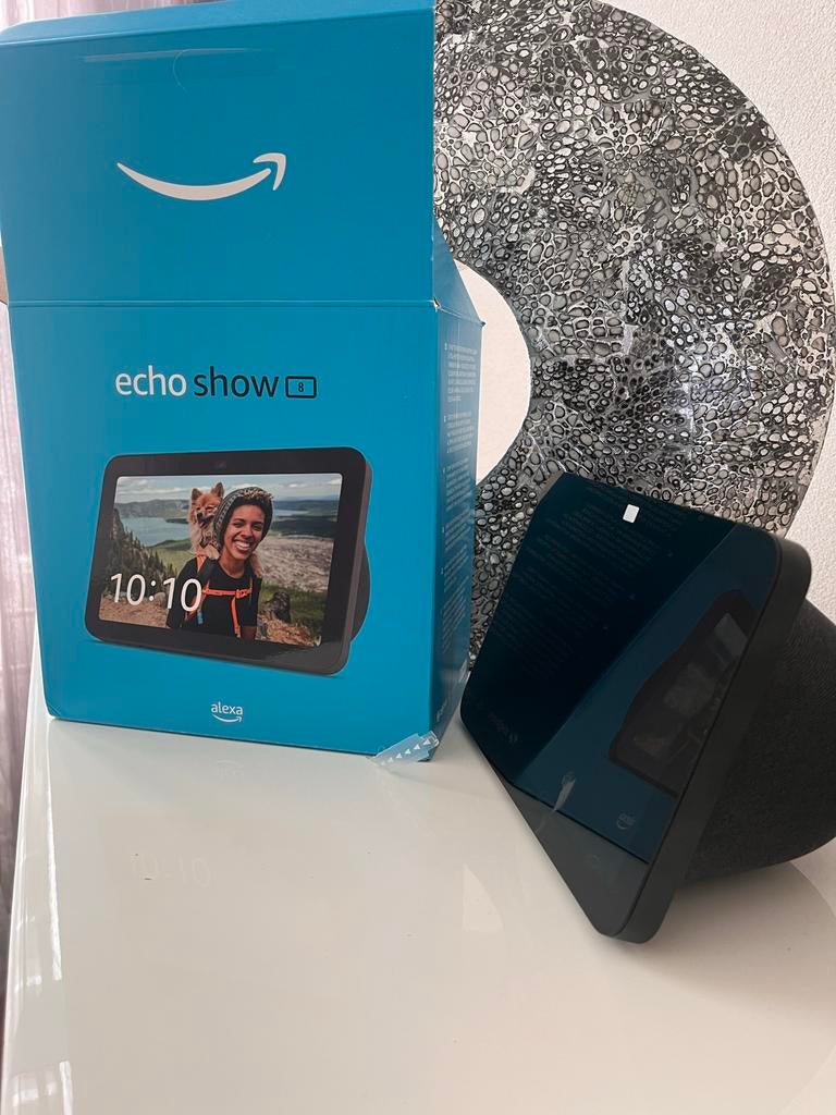 Amazon Echo Show 8 3rd gen - Smart Display met Alexa, Ophalen of Verzenden, Zo goed als nieuw