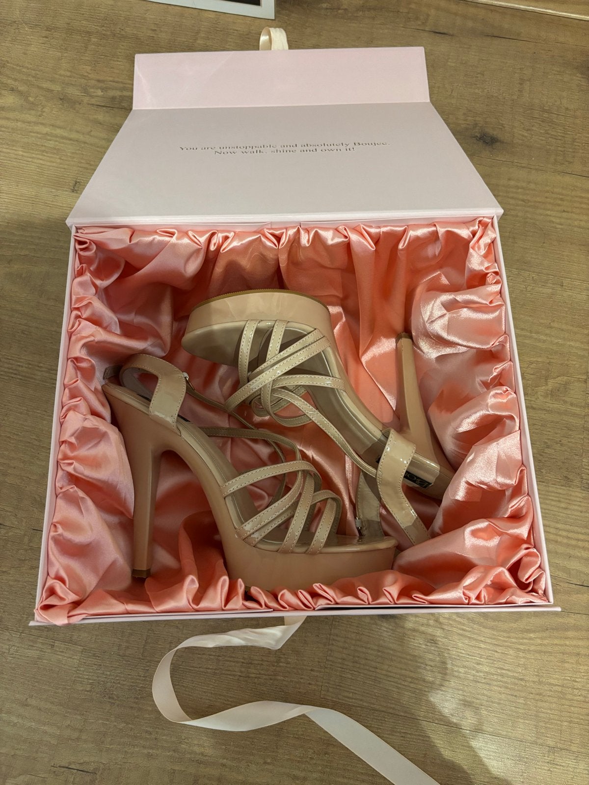 Pageant Hakken - Elegante Nude Plateau Pumps, Ophalen of Verzenden, Zo goed als nieuw, Beige, Pumps