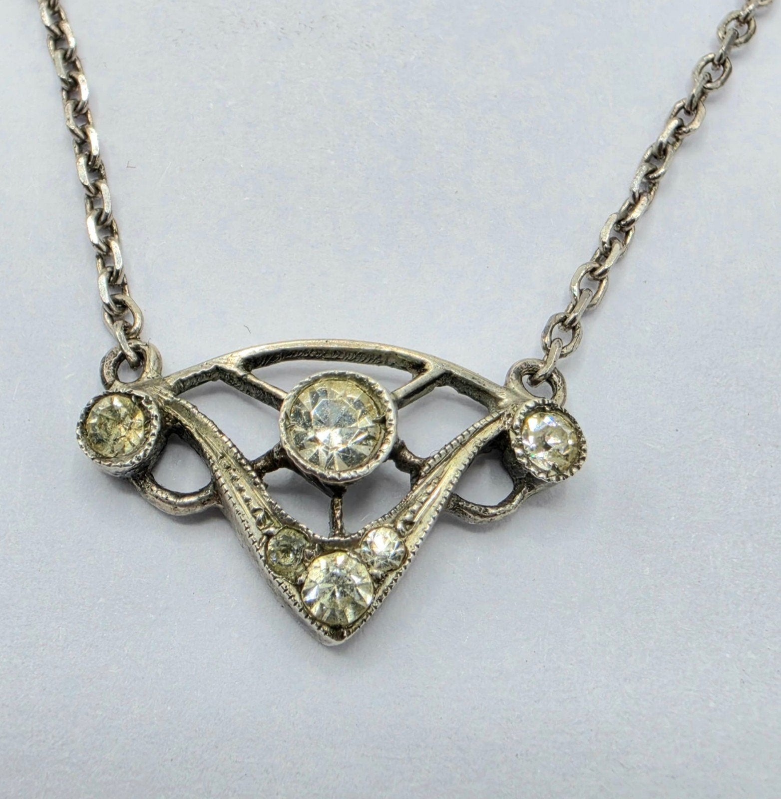Art Nouveau Ketting met Fonkelende Steentjes, Overige materialen, ., Ophalen of Verzenden, .