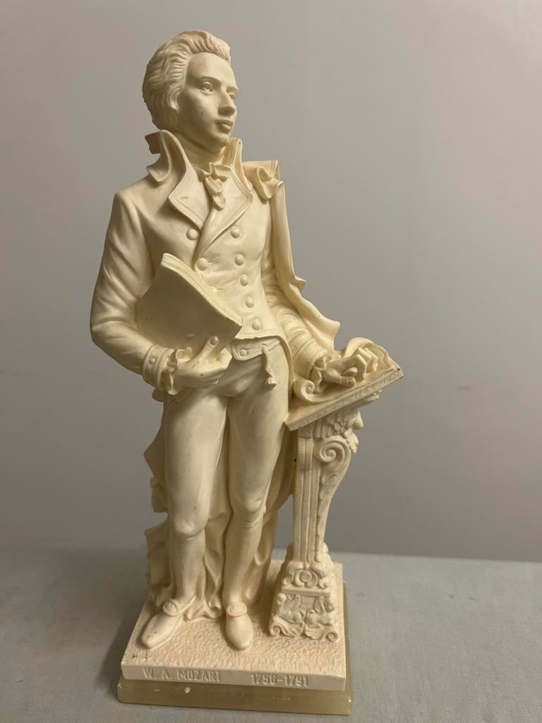 Mozart beeldje marmer, Ophalen of Verzenden