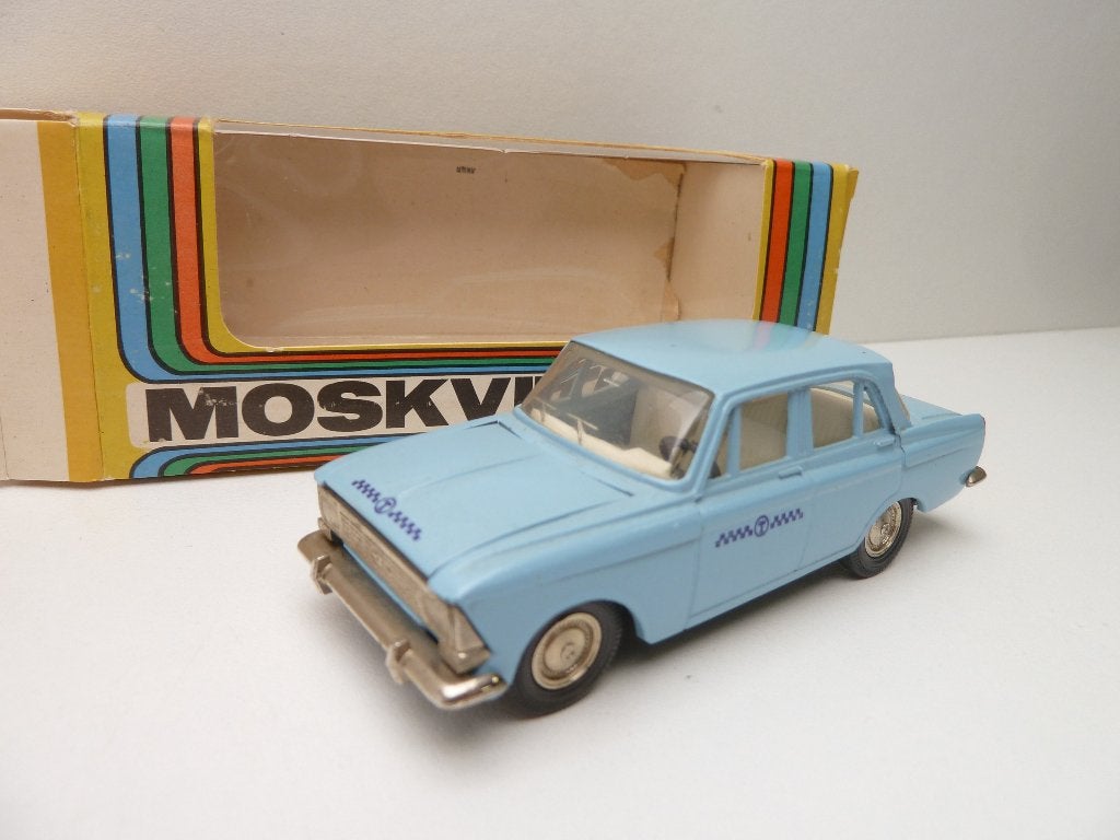 Moskvitch  '' USSR models 1/43 '', Ophalen of Verzenden, Zo goed als nieuw, Auto, Overige merken