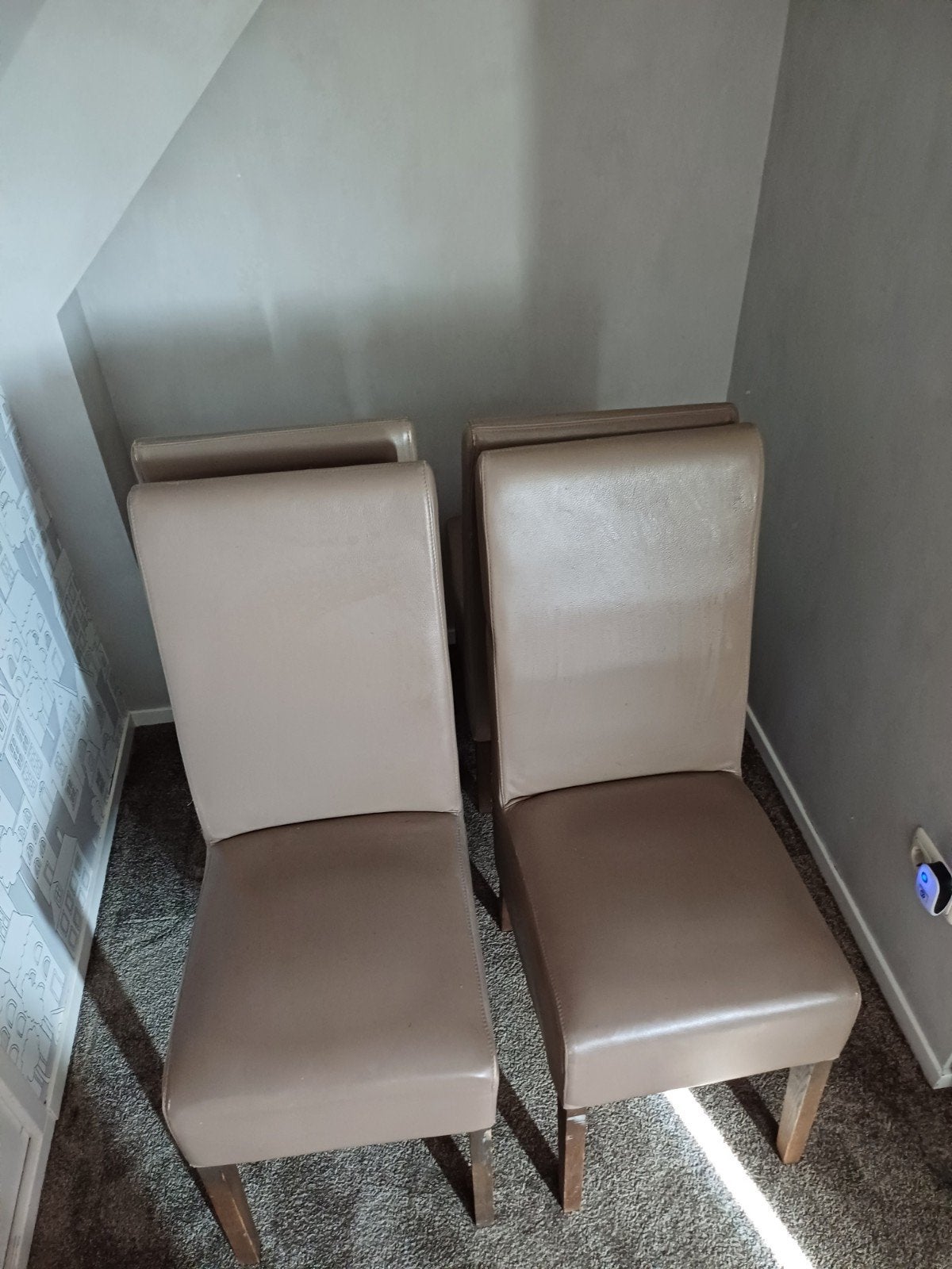 4 stoelen taupe, Ophalen