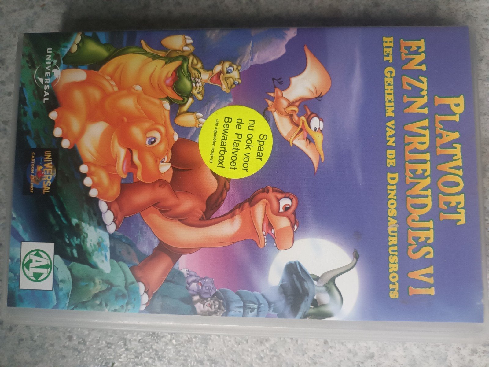 VHS: Platvoet en zijn Vriendjes VI - Het Geheim van de Dinos, Cd's en Dvd's, VHS | Kinderen en Jeugd, Ophalen of Verzenden