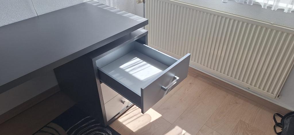 bureau merk NITRO, Ophalen, Gebruikt, Met lades, Schoolbureau