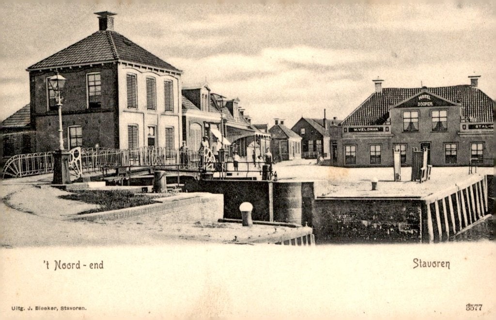 Stavoren 't Noord-End # 256, Verzamelen, Ansichtkaarten | Nederland, Verzenden, Voor 1920, Ongelopen, Friesland
