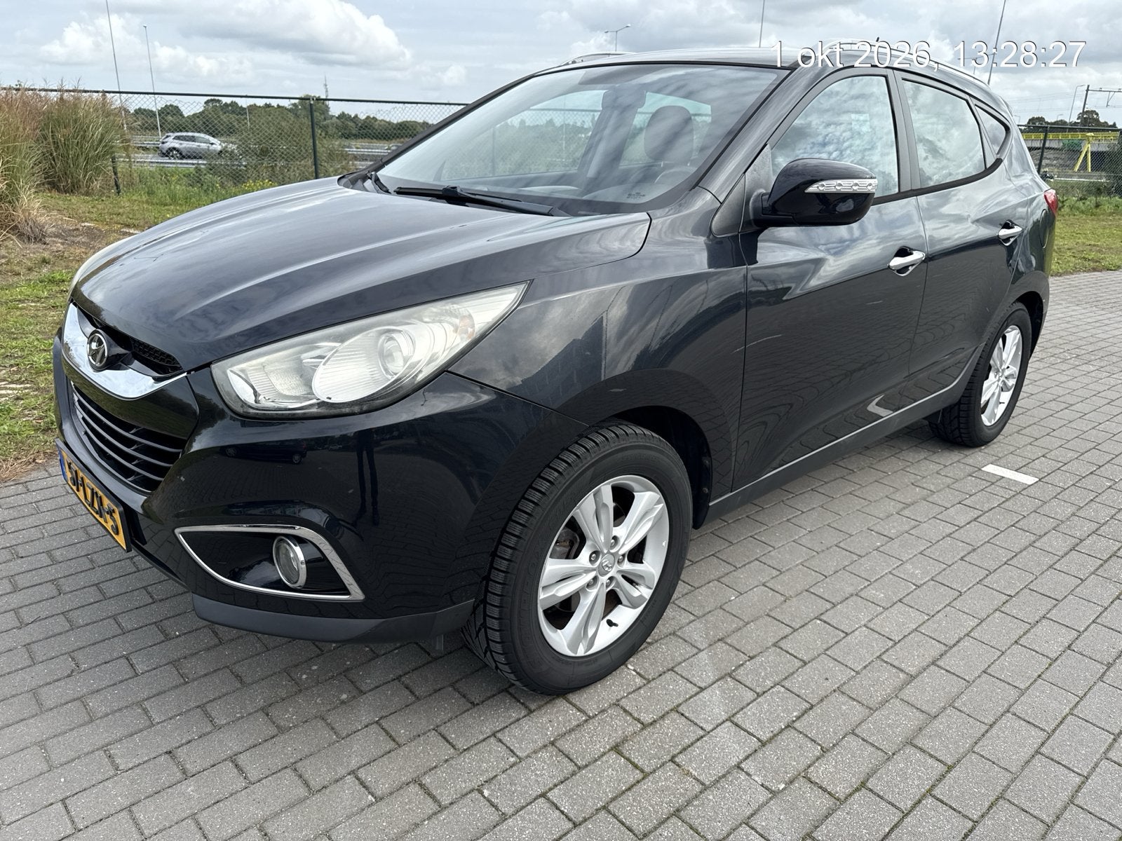 Hyundai iX35 2.0 I Cvvt 2WD AUT 2010 Zwart 99.000 km., Auto's, 1998 cc, 4 cilinders, Origineel Nederlands, 75 €/maand