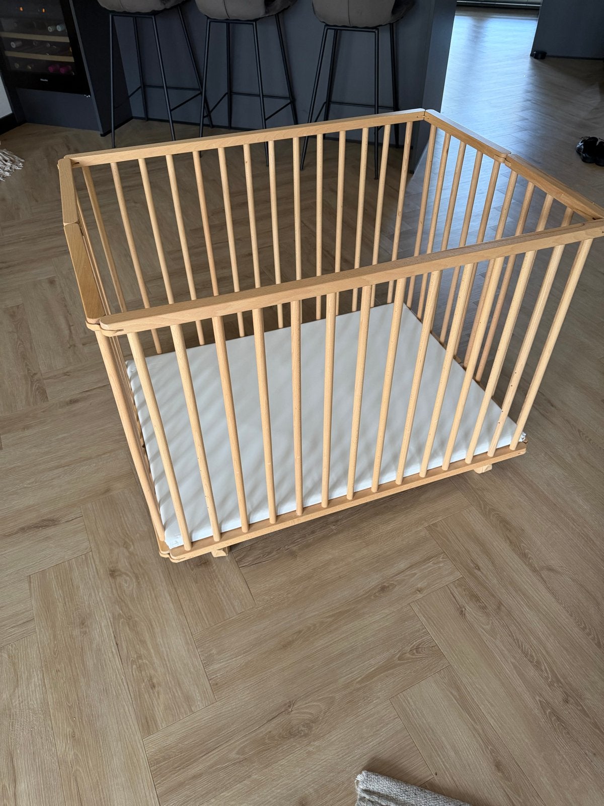 Houten Box Inklapbaar en Verstelbaar (75x100 cm), Kinderen en Baby's, Ophalen, Gebruikt, Rechthoekig, In hoogte verstelbaar