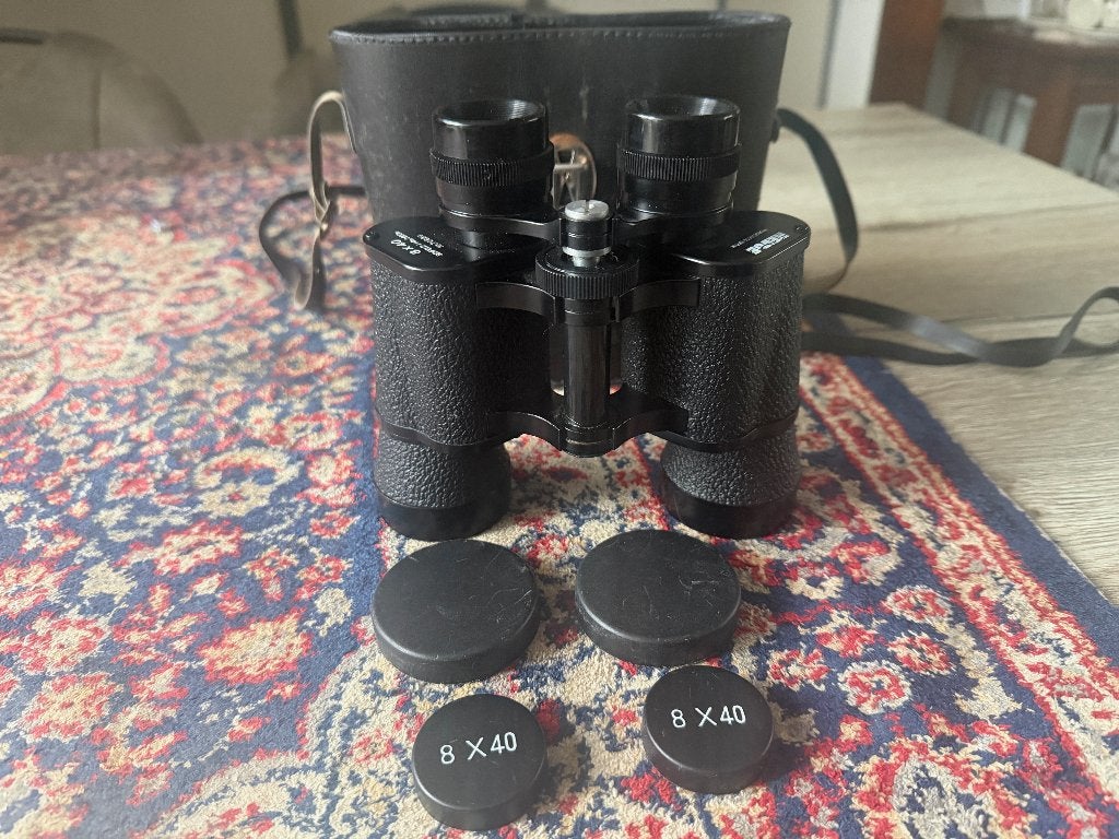 Revue 8 x 40 Verrekijker met Tas., Zo goed als nieuw, 8 tot 12x, Met hoes of tas, Porro (met knik)