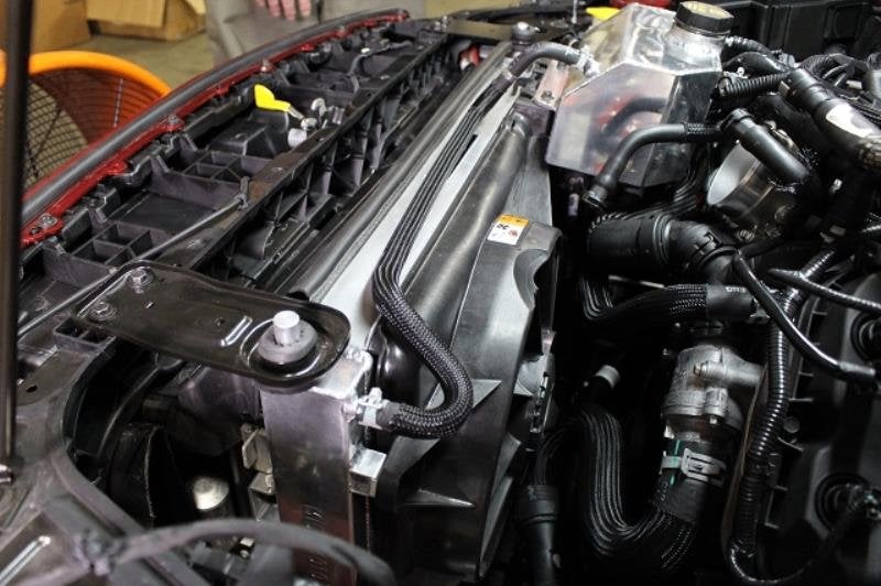 Mishimoto performance radiator - Ford Mustang GT 5.0L V8 15+, Ophalen of Verzenden