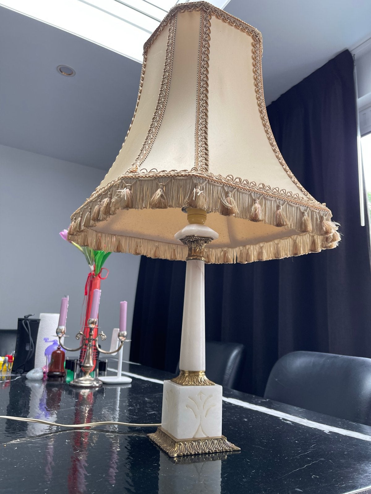 Vintage Tafellamp met Marmeren Voet en Kwastjeskap, Ophalen