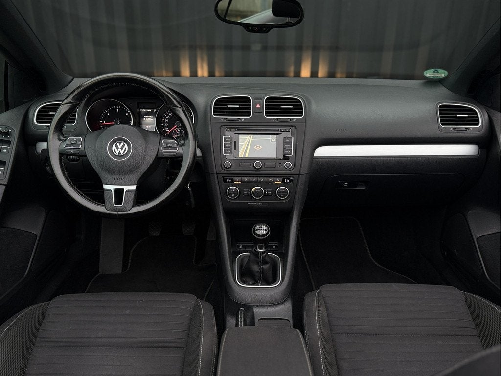 Volkswagen Golf Cabriolet 2.0 TDI Cup l BlueMotion l Camera, Voorwielaandrijving, Euro 5, Automatische klimaatregeling, Gebruikt