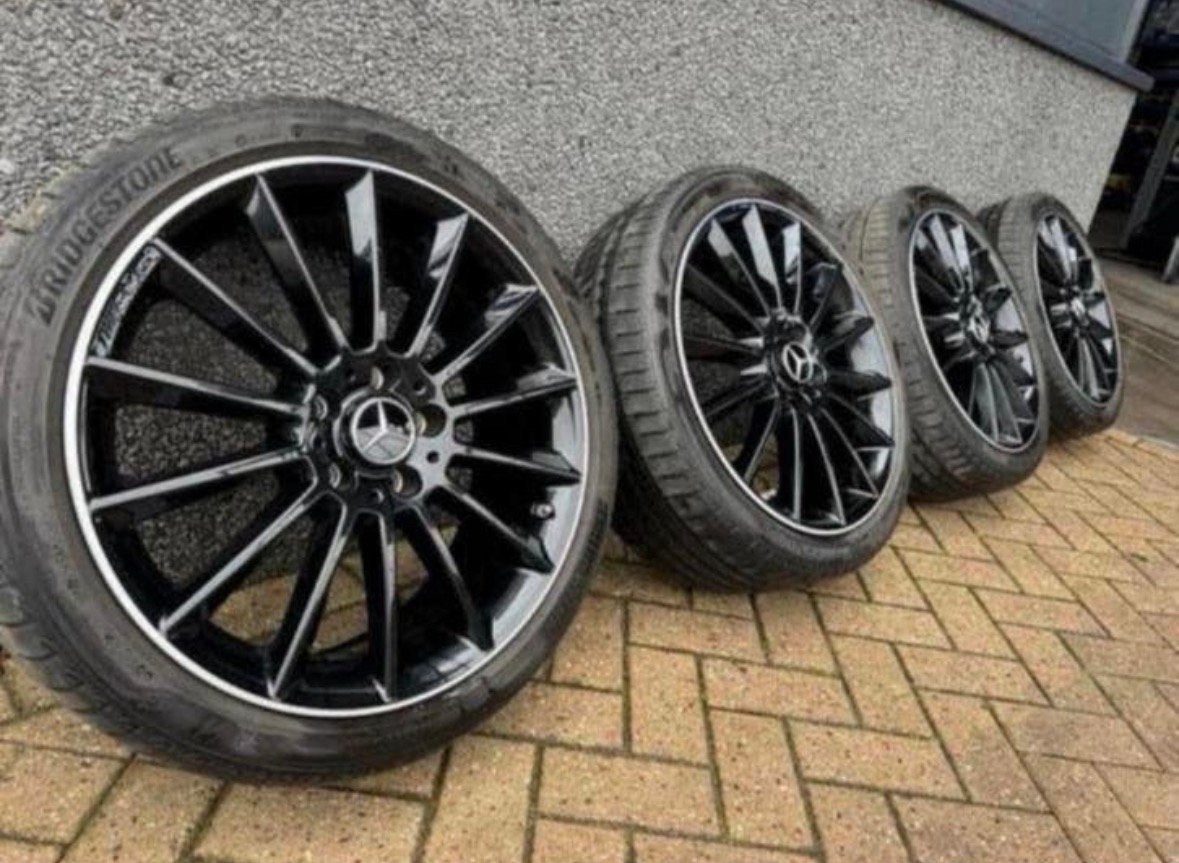 Origineel Mercedes Amg Velgen A B CLA GLA Klasse  225 40 19, Auto-onderdelen, Banden en Velgen, 19 inch, Gebruikt, Total Car Expert