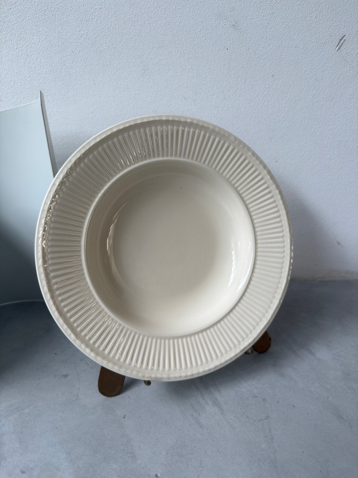 Wedgwood Edme diep bord 23 cm, Antiek en Kunst, Ophalen of Verzenden