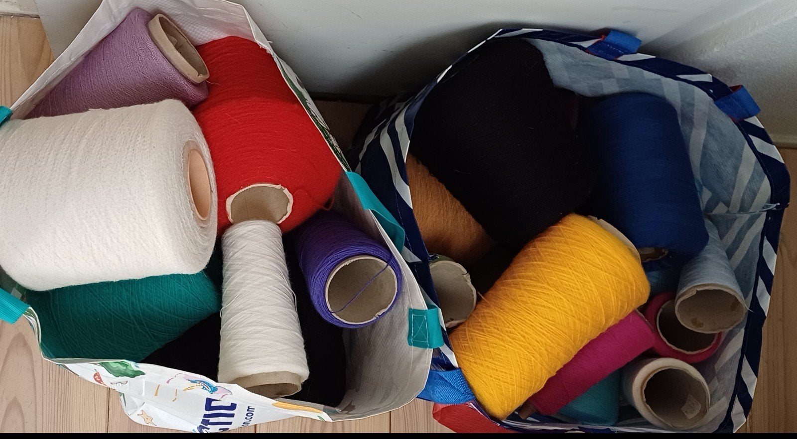 Partij garen – geen wol – diverse kleuren, Hobby en Vrije tijd, Naaien en Fournituren, Ophalen, Garen of Naald(en)