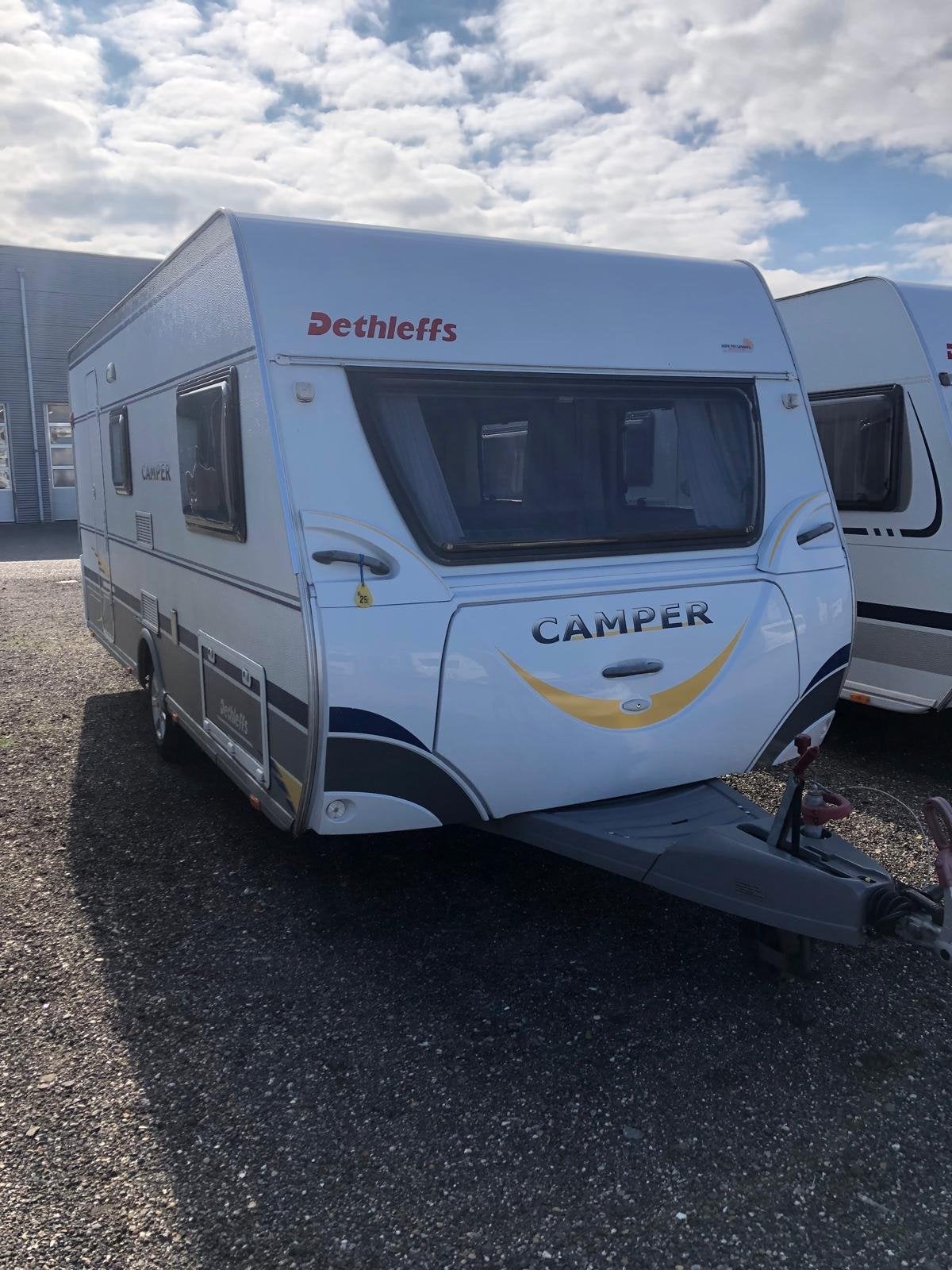 Dethleffs Camper 500 TK - Ruime gezinscaravan met stapelbed, Caravans en Kamperen, Vast bed, Treinzit, Particulier, Dethleffs