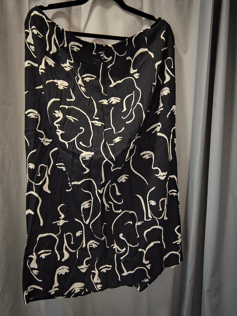 Zara Zwarte Rok met Gezichtjes Print, Kleding | Dames, Maat 38/40 (M), Ophalen of Verzenden, Zo goed als nieuw, Knielengte