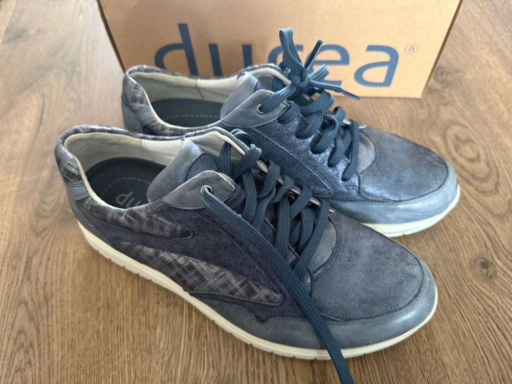 Durea sneakers maat 39 wijdte K, Kleding | Dames, Schoenen, Verzenden, Blauw, Sneakers of Gympen, Zo goed als nieuw
