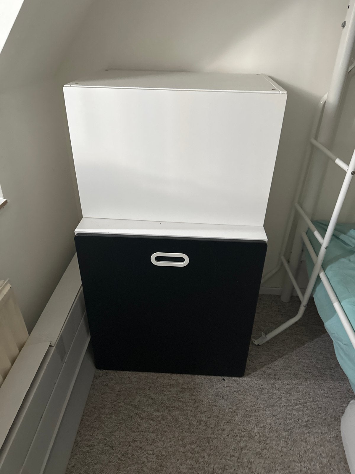 IKEA KALLAX kast met deur en opbergbox, Minder dan 50 cm, Gebruikt, Ophalen of Verzenden, Minder dan 100 cm